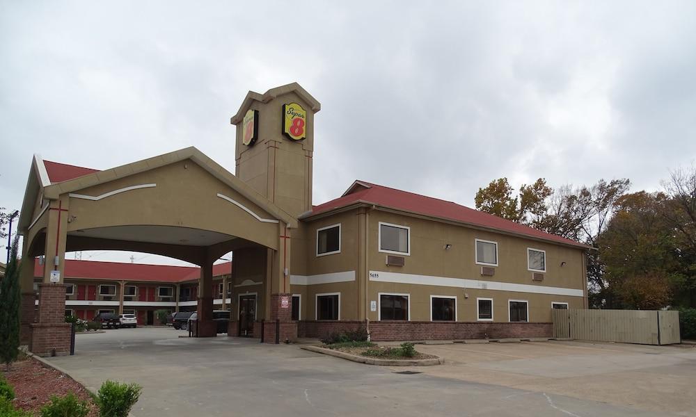 Super 8 By Wyndham Houston/Brookhollow Nw Hotel Exterior photo